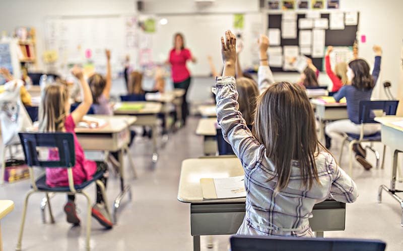 Escuelas de Guilford se suman a pedido de $200 mil millones para la educación