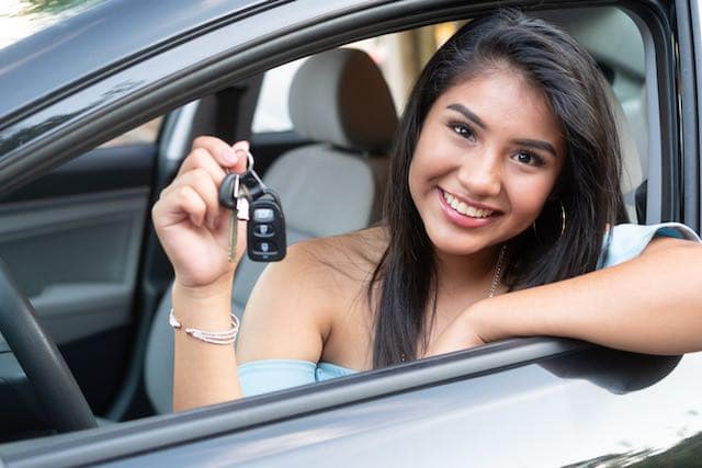 Licencias de conducir: no exigirán pruebas prácticas de manejo a adolescentes