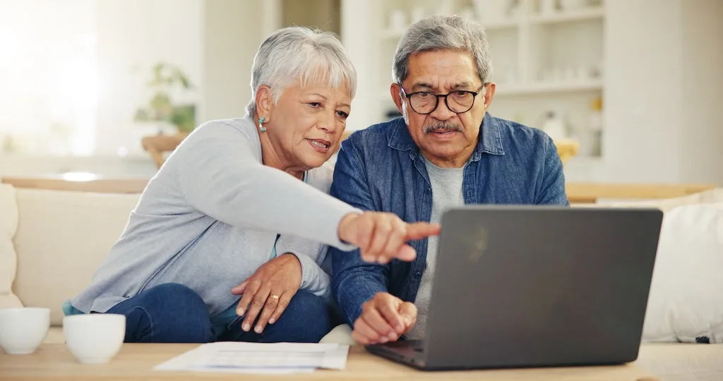 ¿Cuáles son las necesidades emocionales de las personas de edad avanzada?