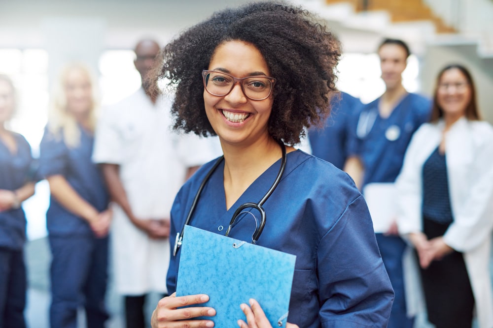 ¿Cuánto ganan los trabajadores de la salud en Carolina del Norte?
