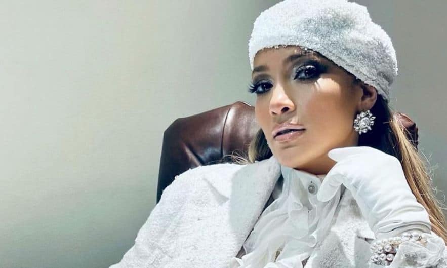 jlo posesión joe biden atuendo