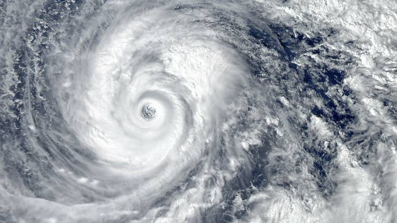 se-forma-blanca-tormenta-tropical-en-la-costa-sur-de-mexico