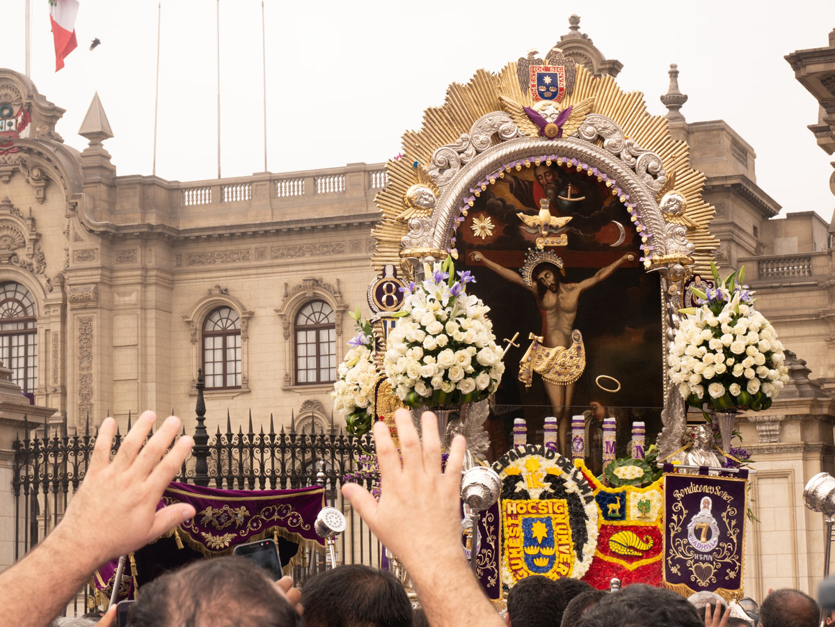 Novena al todopoderoso Señor de los Milagros - La Noticia