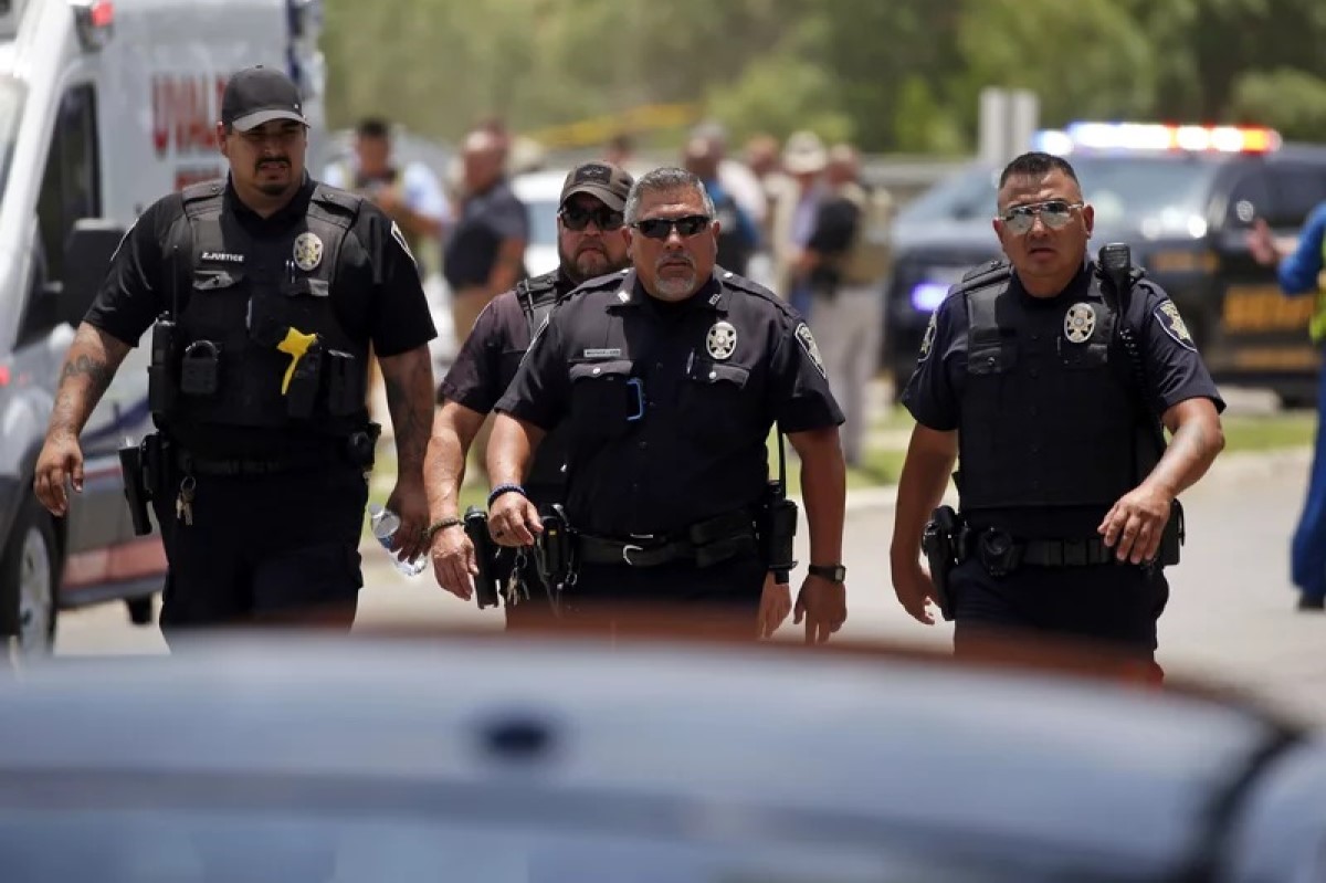 Masacre Texas policías esperaron escuela