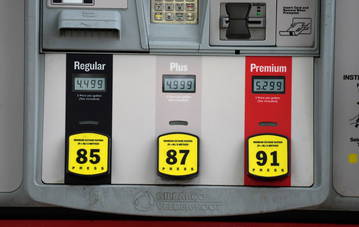 como-bajara-el-precio-de-la-gasolina-esto-es-lo-que-biden-propone-a-refinerias