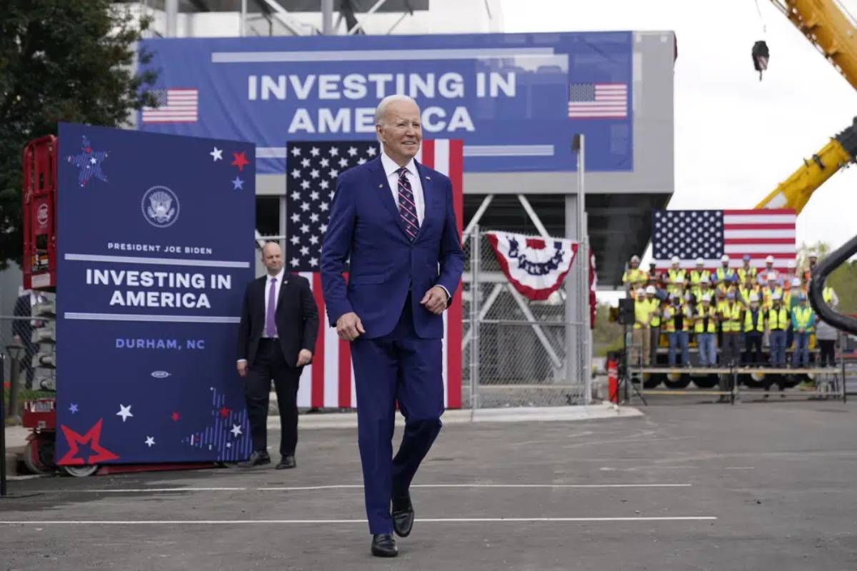 Joe Biden, presidente del país, inició su gira nacional Investing in America y su primera parada en Durham donde visitó la empresa Wolfspeed.