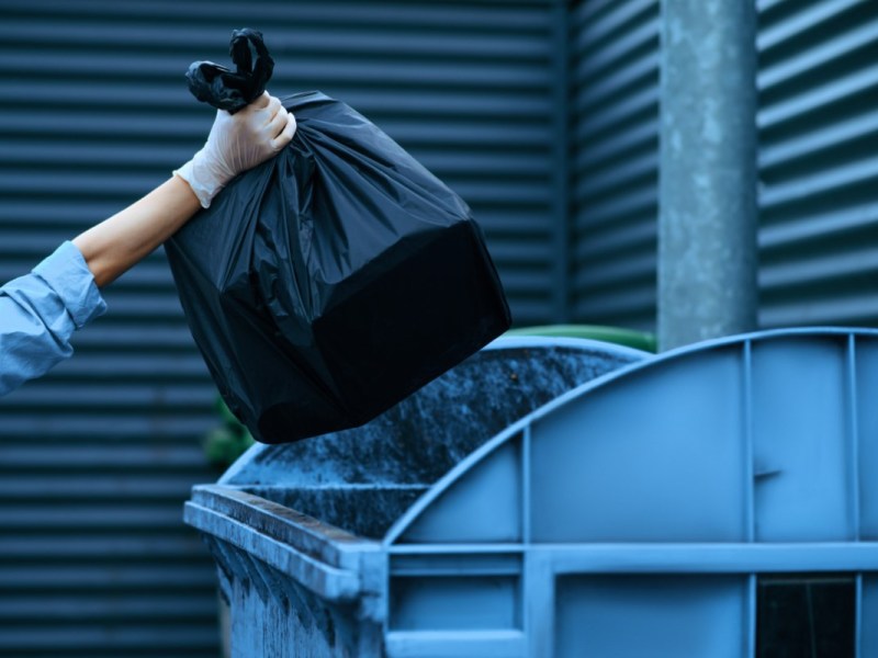 Asheville anuncia un nuevo servicio de recolección de basura ¿Cuándo iniciará?