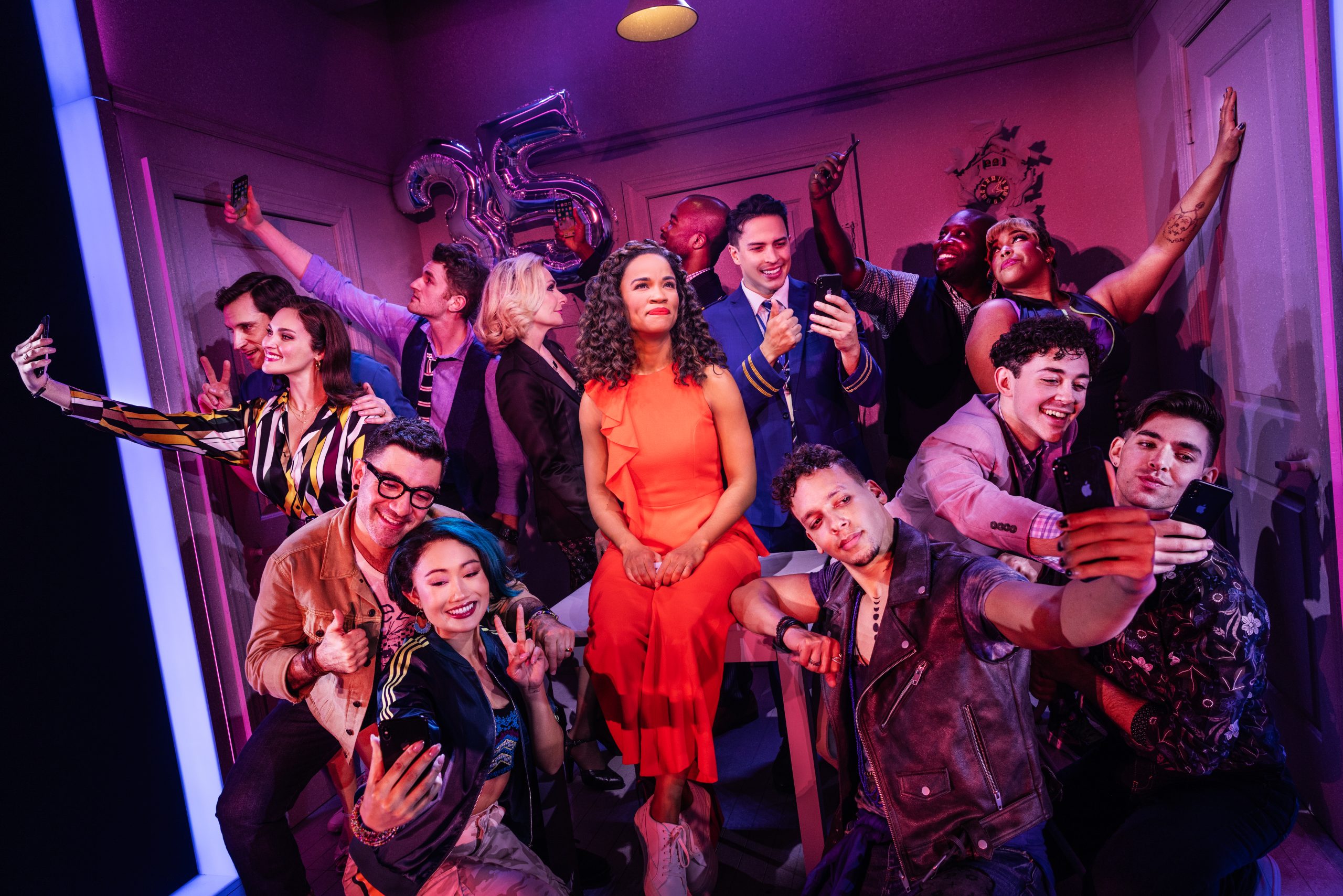 El musical “Company” llega a Charlotte con talento latino, ¿de qué trata?