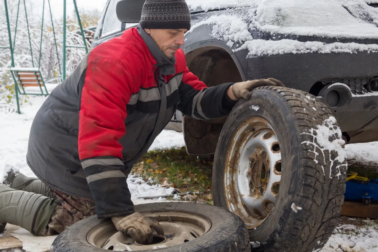 ¿Cómo afecta el frío a las llantas de su auto en invierno?