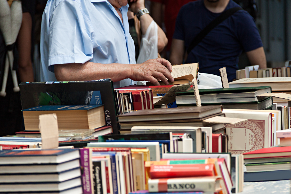 "Los Amigos de la Biblioteca Pública de High Point" realizarán venta de