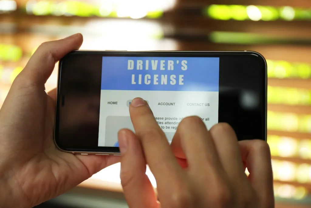 Carolina del Norte lanza IDs y licencias digitales en celulares