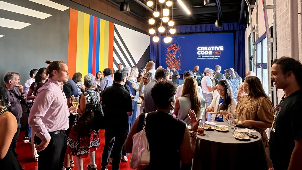 Ofrecen 15 becas para capacitar a artistas latinos en tecnología